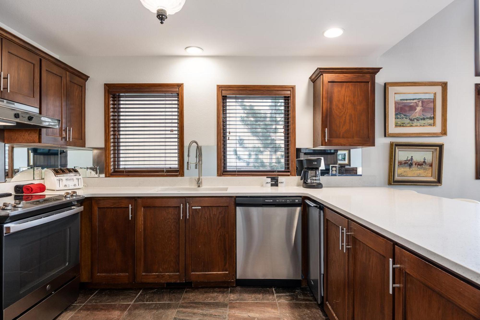 Deer Valley Little Belle Ultimate Ski Getaway, Sleeps 14, Luxury Design, Private Hot Tub, Park City Exterior foto